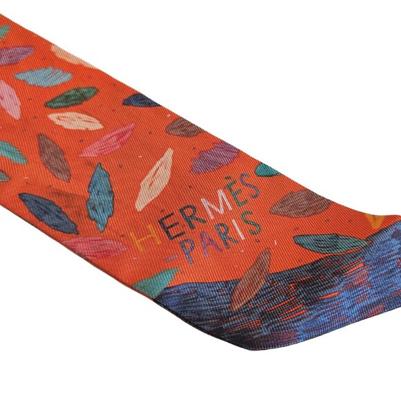 HERMES ORANGE CHACUN FAIT SON NID SILK TWILLY SCARF - Picture 2 of 12